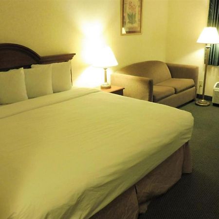 Red Roof Inn Norwich Dış mekan fotoğraf
