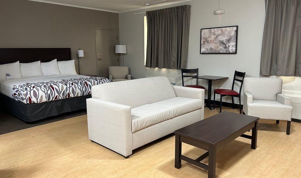 Red Roof Inn Norwich Dış mekan fotoğraf