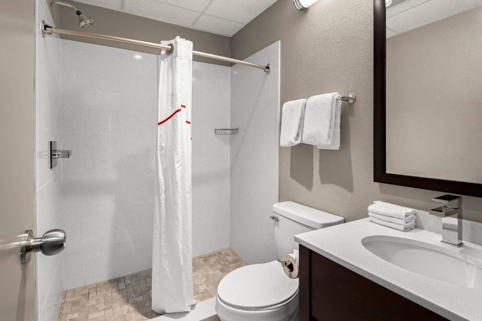 Red Roof Inn Norwich Dış mekan fotoğraf