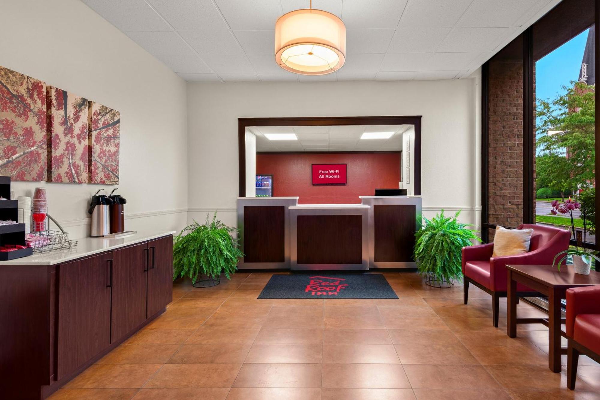 Red Roof Inn Norwich Dış mekan fotoğraf